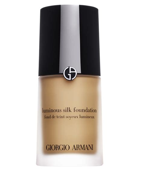 base giorgio armani luminous silk tonos|armani luminous silk.